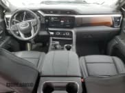 ✅ 2025 GMC Sierra 1500 Denali • VIN: 3GTUUGEL2SG168545 • Лот: 59871225. Опубликован ранее на Copart с пробегом 869 миль. Бесплатный доступ к архиву аукционных продаж из США и подробный отчёт об истории автомобиля на DreamBid. Изображение 8.