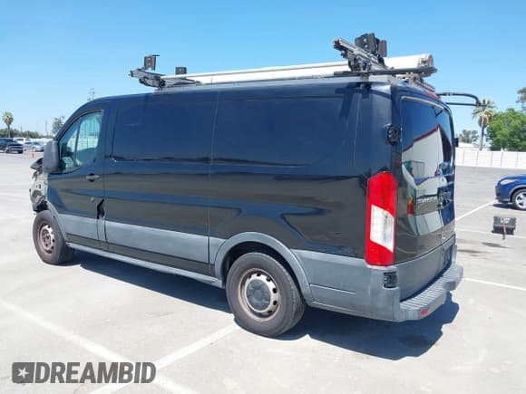 ✅ 2016 Ford Transit Cargo • VIN: 1FTYE1YM0GKB54319 • Lot: 42268855. Wystawiony na IAAI z przebiegiem 138 032 mil. Bezpłatny archiwum sprzedaży aukcyjnych z USA i szczegółowy raport historii pojazdu na DreamBid. Zdjęcie 3.