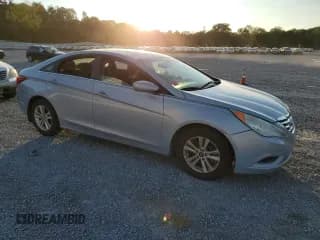 ✅ 2012 Hyundai Sonata GLS • VIN: 5NPEB4AC5CH496940 • Lot: 75008934. Wystawiony na Copart z przebiegiem Nie podano. Bezpłatny archiwum sprzedaży aukcyjnych z USA i szczegółowy raport historii pojazdu na DreamBid. Zdjęcie 4.