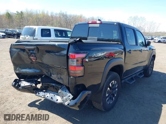 ✅ 2024 Nissan Frontier SV • VIN: 1N6ED1EK8RN656812 • Lot: 42071048. Listed on IAAI with 18,276 mi. Free auction sales archive from the USA and detailed vehicle history report at DreamBid. Image 17.