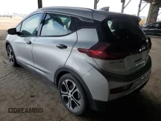 ✅ 2020 Chevrolet Bolt EV Premier • VIN: 1G1FZ6S02L4147779 • Lot: 54058085. Wystawiony na Copart z przebiegiem 15 102 mil. Bezpłatny archiwum sprzedaży aukcyjnych z USA i szczegółowy raport historii pojazdu na DreamBid. Zdjęcie 2.