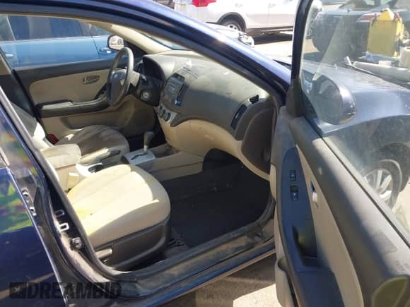 ✅ 2009 Hyundai Elantra GLS • VIN: KMHDU46D69U709119 • Lot: 43358328. Wystawiony na IAAI z przebiegiem 186 887 mil. Bezpłatny archiwum sprzedaży aukcyjnych z USA i szczegółowy raport historii pojazdu na DreamBid. Zdjęcie 5.