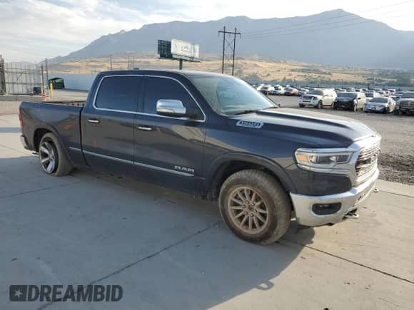 2019 Ram 1500 Limited z VIN 1C6SRFPT3KN907260, wystawiony jako Copart lot #68597555 z przebiegiem 127 663 mil mil oraz Szkoda całkowita • Salvage title. Historia ofert i sprzedaży dostępna na DreamBid. Obrazek 4.