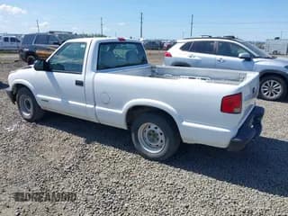 ✅ 2001 Chevrolet S-10 • VIN: 1GCCS145318251682 • Лот: 42067520. Опубликован ранее на IAAI с пробегом Не указан. Бесплатный доступ к архиву аукционных продаж из США и подробный отчёт об истории автомобиля на DreamBid. Изображение 3.