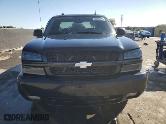 ✅ 2004 Chevrolet Silverado 1500 • VIN: 1GCEC19T94Z308172 • Lot: 92739045. Wystawiony na Copart z przebiegiem 370 712 mil. Bezpłatny archiwum sprzedaży aukcyjnych z USA i szczegółowy raport historii pojazdu na DreamBid. Zdjęcie 5.