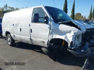 ✅ 2010 Ford Econoline Cargo Commercial • VIN: 1FTNE1EW4ADA38318 • Lot: 43377146. Wystawiony na IAAI z przebiegiem 285 042 mil. Bezpłatny archiwum sprzedaży aukcyjnych z USA i szczegółowy raport historii pojazdu na DreamBid. Zdjęcie 1.