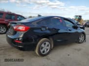 ✅ 2018 Chevrolet Cruze LS • VIN: 1G1BC5SM5J7171101 • Lot: 40264313. Listed on Copart with 32,868 mi. Free auction sales archive from the USA and detailed vehicle history report at DreamBid. Image 3.