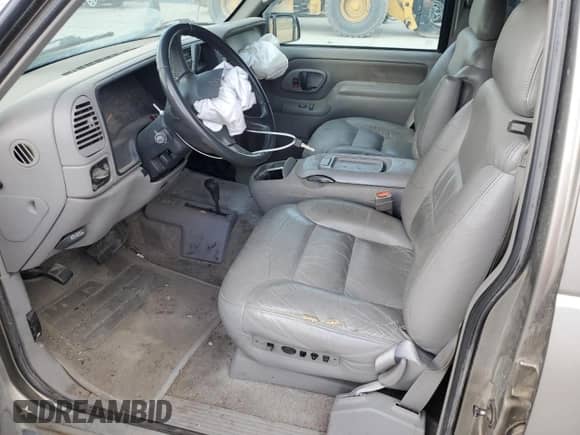 1999 Chevrolet Tahoe Z71 с VIN 1GNEK13R2XJ307813, выставлен на аукционе Copart как лот 82113345 с пробегом 240 647 миль миль и Списание • Salvage title. История ставок и продаж доступна на DreamBid. Изображение 7.