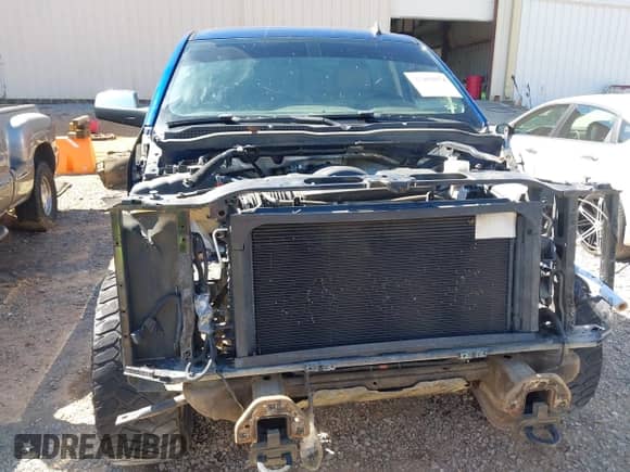 2014 Chevrolet Silverado 1500 LTZ z VIN 3GCUKSEC6EG446358, wystawiony jako IAAI lot #43489874 z przebiegiem 206 491 mil mil oraz . Historia ofert i sprzedaży dostępna na DreamBid. Obrazek 6.