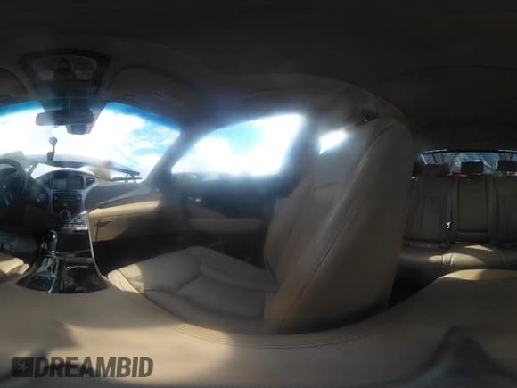 ✅ 2016 Hyundai Azera Limited • VIN: KMHFH4JG4GA508039 • Lot: 43509733. Listed on IAAI with 39,443 mi. Free auction sales archive from the USA and detailed vehicle history report at DreamBid. Image 19.