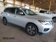 ✅ 2019 Nissan Pathfinder SL • VIN: 5N1DR2MMXKC577275 • Лот: 82176755. Опубликован ранее на Copart с пробегом 153 790 миль. Бесплатный доступ к архиву аукционных продаж из США и подробный отчёт об истории автомобиля на DreamBid. Изображение 4.