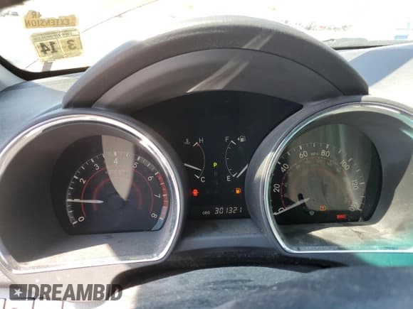 ✅ 2010 Toyota Highlander • VIN: 5TDZA3EH4AS001946 • Lot: 81304025. Wystawiony na Copart z przebiegiem 301 321 mil. Bezpłatny archiwum sprzedaży aukcyjnych z USA i szczegółowy raport historii pojazdu na DreamBid. Zdjęcie 9.