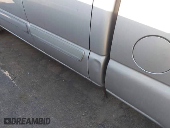 2004 Chevrolet Silverado 1500 LS with VIN 2GCEC19V541238647, listed as a IAAI auction lot 43480927 with 223,567 mi miles and . Bid and sale history available at DreamBid. Image 6.