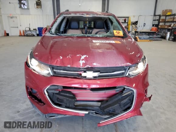 ✅ 2020 Chevrolet Trax LT • VIN: 3GNCJPSB3LL251921 • Lot: 90242385. Wystawiony na Copart z przebiegiem 24 960 mil. Bezpłatny archiwum sprzedaży aukcyjnych z USA i szczegółowy raport historii pojazdu na DreamBid. Zdjęcie 5.