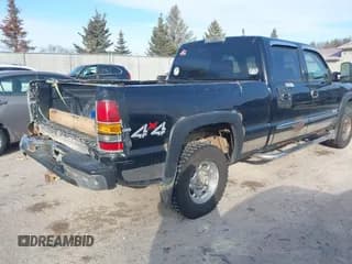 ✅ 2005 GMC Sierra 1500HD SLT • VIN: 1GTGK13U35F811518 • Lot: 41436920. Wystawiony na IAAI z przebiegiem 227 019 mil. Bezpłatny archiwum sprzedaży aukcyjnych z USA i szczegółowy raport historii pojazdu na DreamBid. Zdjęcie 4.