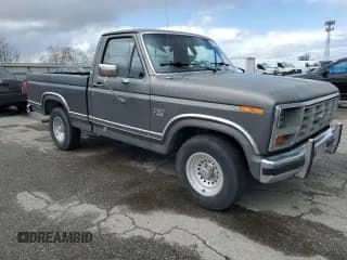 ✅ 1986 Ford F-150 • VIN: 1FTCF15N7GPA41796 • Лот: 49098245. Опубликован ранее на Copart с пробегом 67 674 миль. Бесплатный доступ к архиву аукционных продаж из США и подробный отчёт об истории автомобиля на DreamBid. Изображение 4.