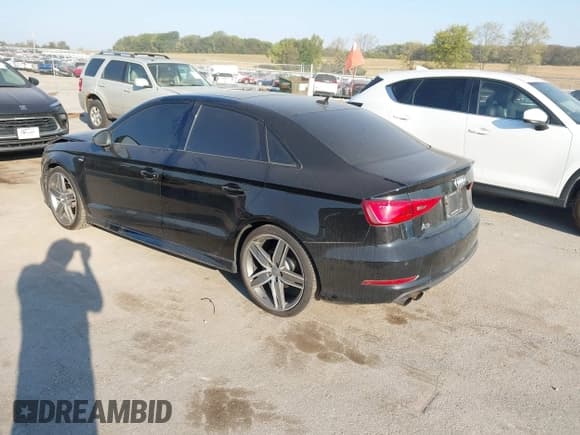 ✅ 2016 Audi A3 Premium • VIN: WAUA7GFF7G1042557 • Lot: 43328184. Listed on IAAI with 95,582 mi. Free auction sales archive from the USA and detailed vehicle history report at DreamBid. Image 3.