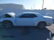 ✅ 2019 Dodge Challenger SXT • VIN: 2C3CDZAG4KH503311 • Лот: 43470425. Опубликован ранее на IAAI с пробегом 117 808 миль. Бесплатный доступ к архиву аукционных продаж из США и подробный отчёт об истории автомобиля на DreamBid. Изображение 14.