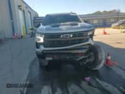 ✅ 2023 Chevrolet Silverado 1500 LT Trail Boss • VIN: 3GCUDFEL9PG326414 • Lot: 86667995. Wystawiony na Copart z przebiegiem 35 262 mil. Bezpłatny archiwum sprzedaży aukcyjnych z USA i szczegółowy raport historii pojazdu na DreamBid. Zdjęcie 13.