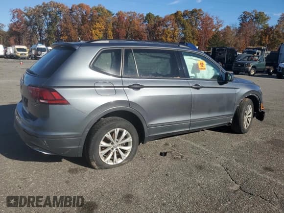 ✅ 2020 Volkswagen Tiguan S • VIN: 3VV0B7AX9LM144292 • Lot: 90301325. Listed on Copart with 99,999 mi. Free auction sales archive from the USA and detailed vehicle history report at DreamBid. Image 3.