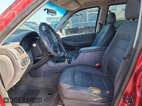 ✅ 2003 Ford Explorer XLS • VIN: 1FMZU72K93UA84296 • Lot: 69687435. Listed on Copart with 250,512 mi. Free auction sales archive from the USA and detailed vehicle history report at DreamBid. Image 7.