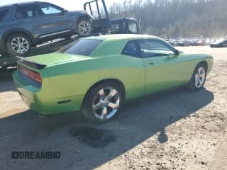 ✅ 2010 Dodge Challenger SE • VIN: 2B3CJ4DV7AH235419 • Lot: 44607485. Wystawiony na Copart z przebiegiem 179 938 mil. Bezpłatny archiwum sprzedaży aukcyjnych z USA i szczegółowy raport historii pojazdu na DreamBid. Zdjęcie 3.