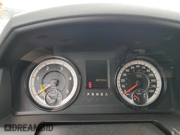 ✅ 2018 Ram 2500 Tradesman • VIN: 3C6UR5CLXJG202049 • Lot: 90650115. Listed on Copart with 88,720 mi. Free auction sales archive from the USA and detailed vehicle history report at DreamBid. Image 9.