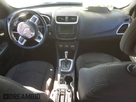 2011 Dodge Avenger Mainstreet с VIN 1B3BD1FB7BN524541, выставлен на аукционе Copart как лот 87010775 с пробегом Не указан миль и Списание • Salvage title. История ставок и продаж доступна на DreamBid. Изображение 8.