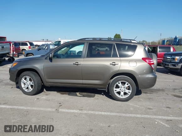 ✅ 2012 Toyota RAV4 • VIN: 2T3ZF4DV0CW133117 • Lot: 43593881. Wystawiony na IAAI z przebiegiem Nie podano. Bezpłatny archiwum sprzedaży aukcyjnych z USA i szczegółowy raport historii pojazdu na DreamBid. Zdjęcie 13.