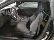 ✅ 2013 Dodge Challenger SXT • VIN: 2C3CDYAG2DH607146 • Lot: 88628085. Wystawiony na Copart z przebiegiem 84 163 mil. Bezpłatny archiwum sprzedaży aukcyjnych z USA i szczegółowy raport historii pojazdu na DreamBid. Zdjęcie 7.