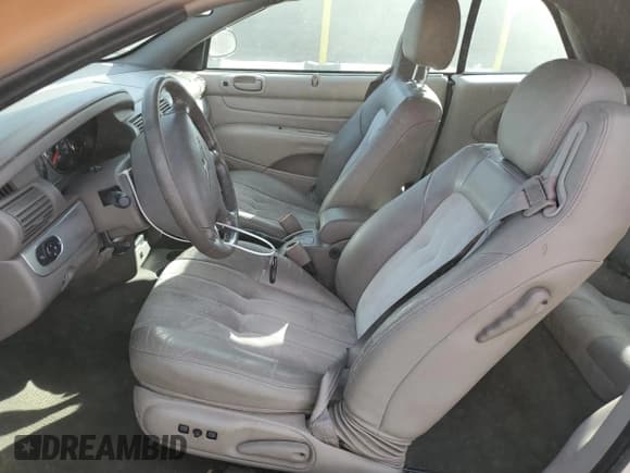 ✅ 2006 Chrysler Sebring Touring • VIN: 1C3EL55RX6N187121 • Лот: 82185345. Опубликован ранее на Copart с пробегом 122 647 миль. Бесплатный доступ к архиву аукционных продаж из США и подробный отчёт об истории автомобиля на DreamBid. Изображение 7.