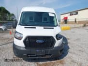 ✅ 2023 Ford Transit • VIN: 1FTBW9CG3PKB90296 • Lot: 43297929. Wystawiony na IAAI z przebiegiem 50 951 mil. Bezpłatny archiwum sprzedaży aukcyjnych z USA i szczegółowy raport historii pojazdu na DreamBid. Zdjęcie 12.