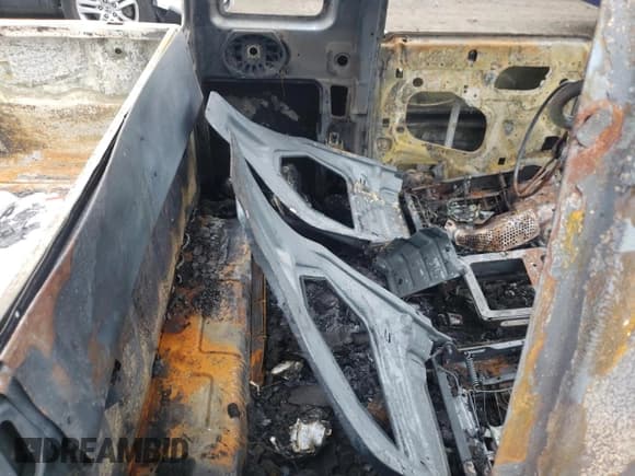 ✅ 1994 Ford Ranger Splash • VIN: 1FTCR15X9RPC61873 • Lot: 62154105. Wystawiony na Copart z przebiegiem Nie podano. Bezpłatny archiwum sprzedaży aukcyjnych z USA i szczegółowy raport historii pojazdu na DreamBid. Zdjęcie 10.