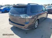 ✅ 2013 Toyota Sienna SE • VIN: 5TDXK3DCXDS360801 • Lot: 43443987. Listed on IAAI with 98,224 mi. Free auction sales archive from the USA and detailed vehicle history report at DreamBid. Image 4.
