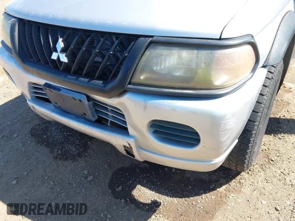 ✅ 2002 Mitsubishi Montero Sport ES • VIN: JA4LS21H82J008328 • Lot: 43185739. Wystawiony na IAAI z przebiegiem 157 555 mil. Bezpłatny archiwum sprzedaży aukcyjnych z USA i szczegółowy raport historii pojazdu na DreamBid. Zdjęcie 6.