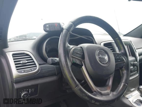 ✅ 2019 Jeep Grand Cherokee Upland • VIN: 1C4RJFAG7KC721131 • Lot: 42177456. Listed on IAAI with 97,612 mi. Free auction sales archive from the USA and detailed vehicle history report at DreamBid. Image 11.