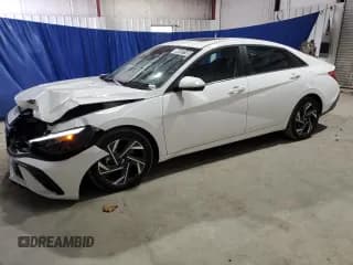 ✅ 2025 Hyundai Elantra SEL Convenience • VIN: KMHLS4DG4SU023343 • Лот: 90127145. Опубликован ранее на Copart с пробегом 9 431 миль. Бесплатный доступ к архиву аукционных продаж из США и подробный отчёт об истории автомобиля на DreamBid. Изображение 1.