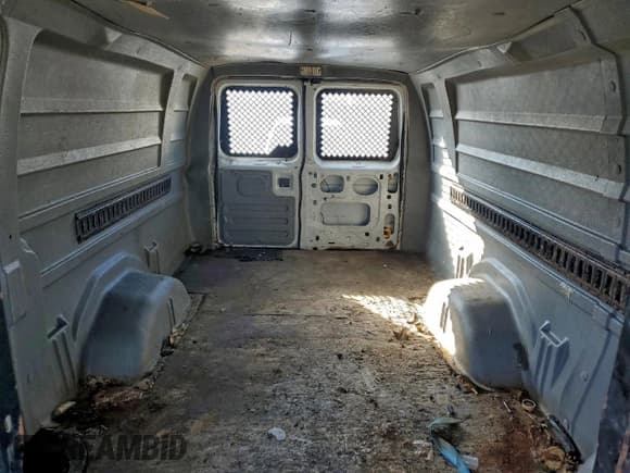 ✅ 2012 Ford Econoline Cargo Commercial • VIN: 1FTNS1EW0CDA35301 • Lot: 96169445. Wystawiony na Copart z przebiegiem 255 529 mil. Bezpłatny archiwum sprzedaży aukcyjnych z USA i szczegółowy raport historii pojazdu na DreamBid. Zdjęcie 10.