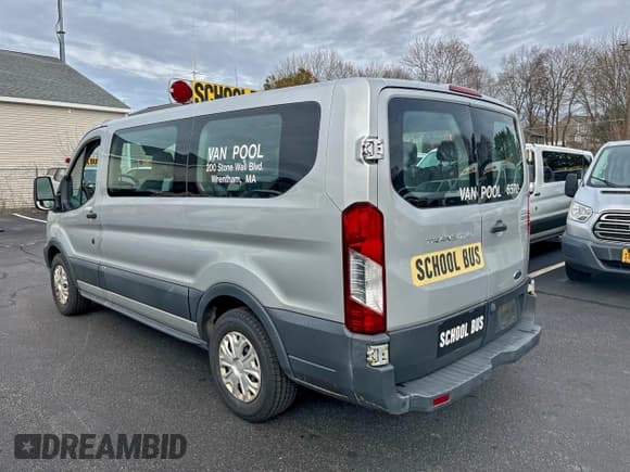 ✅ 2016 Ford Transit XLT • VIN: 1FMZK1ZM3GKB38820 • Lot: 96003875. Wystawiony na Copart z przebiegiem 266 515 mil. Bezpłatny archiwum sprzedaży aukcyjnych z USA i szczegółowy raport historii pojazdu na DreamBid. Zdjęcie 3.
