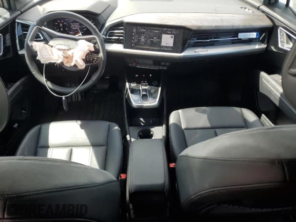 ✅ 2022 Audi Q4 e-tron Premium Plus • VIN: WA1H2BFZ1NP054513 • Lot: 80387365. Listed on Copart with 28,067 mi. Free auction sales archive from the USA and detailed vehicle history report at DreamBid. Image 8.