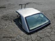 ✅ 1995 Mercedes-Benz SL • VIN: WDBFA63E4SF115197 • Лот: 72720254. Опубликован ранее на Copart с пробегом 58 676 миль. Бесплатный доступ к архиву аукционных продаж из США и подробный отчёт об истории автомобиля на DreamBid. Изображение 12.