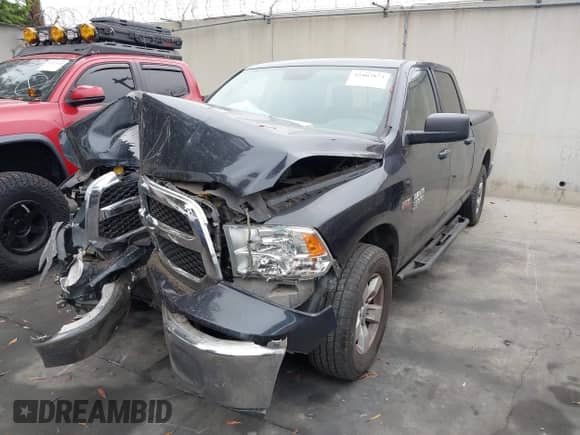 2019 Ram 1500 Big Horn z VIN 1C6RR6TT8KS730615, wystawiony jako IAAI lot #42407873 z przebiegiem 90 891 mil mil oraz . Historia ofert i sprzedaży dostępna na DreamBid. Obrazek 22.