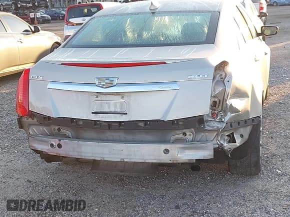 ✅ 2016 Cadillac CTS RWD • VIN: 1G6AP5SX5G0102477 • Lot: 43004556. Wystawiony na IAAI z przebiegiem 147 750 mil. Bezpłatny archiwum sprzedaży aukcyjnych z USA i szczegółowy raport historii pojazdu na DreamBid. Zdjęcie 6.