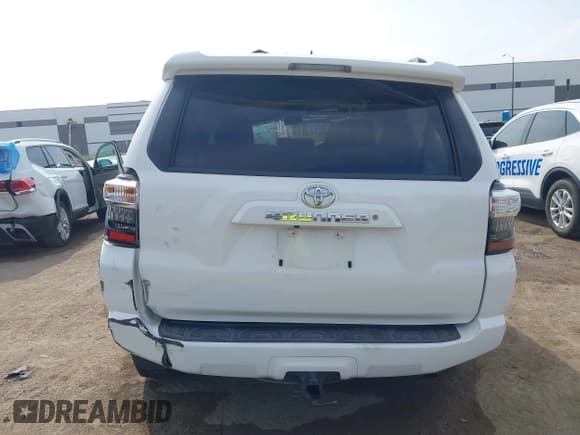 ✅ 2019 Toyota 4Runner SR5 • VIN: JTEZU5JR9K5201094 • Lot: 43519344. Listed on IAAI with 131,022 mi. Free auction sales archive from the USA and detailed vehicle history report at DreamBid. Image 16.