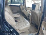 ✅ 2008 Mercedes-Benz GL 550 • VIN: 4JGBF86E58A379278 • Lot: 42765813. Wystawiony na IAAI z przebiegiem 233 606 mil. Bezpłatny archiwum sprzedaży aukcyjnych z USA i szczegółowy raport historii pojazdu na DreamBid. Zdjęcie 8.