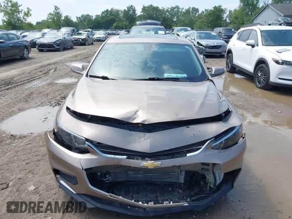 ✅ 2018 Chevrolet Malibu LT • VIN: 1G1ZD5ST1JF119358 • Lot: 42896891. Listed on IAAI with 118,570 mi. Free auction sales archive from the USA and detailed vehicle history report at DreamBid. Image 13.