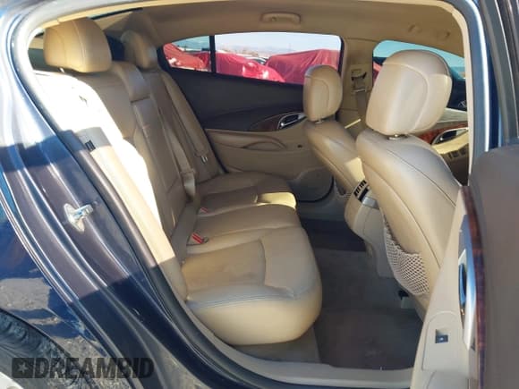 ✅ 2011 Buick LaCrosse CXS • VIN: 1G4GE5GD4BF106906 • Lot: 43420233. Wystawiony na IAAI z przebiegiem Nie podano. Bezpłatny archiwum sprzedaży aukcyjnych z USA i szczegółowy raport historii pojazdu na DreamBid. Zdjęcie 8.