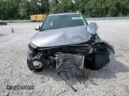 ✅ 2025 Hyundai Venue SEL • VIN: KMHRC8A35SU365903 • Lot: 53184665. Listed on Copart with 1,455 mi. Free auction sales archive from the USA and detailed vehicle history report at DreamBid. Image 14.