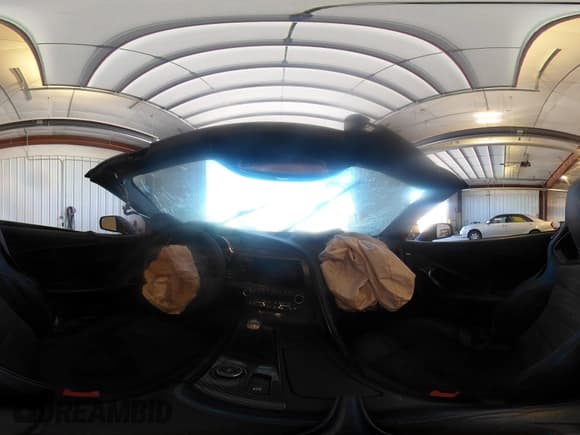 ✅ 2014 Chevrolet Corvette Z51 3LT • VIN: 1G1YL2D74E5106127 • Lot: 43217458. Wystawiony na IAAI z przebiegiem Nie podano. Bezpłatny archiwum sprzedaży aukcyjnych z USA i szczegółowy raport historii pojazdu na DreamBid. Zdjęcie 19.