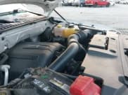 ✅ 2016 Lincoln Navigator Select • VIN: 5LMJJ2HT5GEL10145 • Lot: 43222475. Wystawiony na IAAI z przebiegiem 142 215 mil. Bezpłatny archiwum sprzedaży aukcyjnych z USA i szczegółowy raport historii pojazdu na DreamBid. Zdjęcie 19.